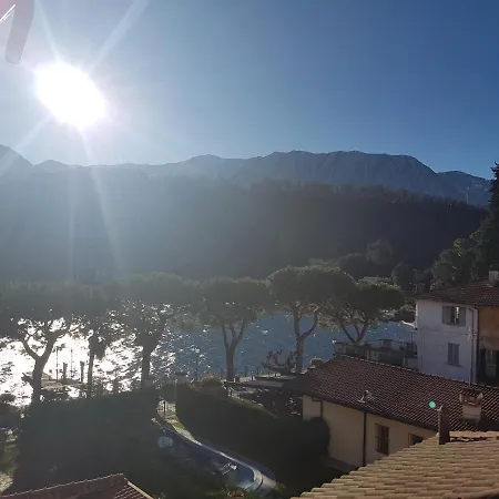 Domus Alba Apartment Lenno